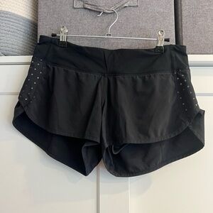 Lululemon Speed Up shorts